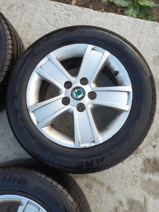 Roti r15 skoda octavia 2
