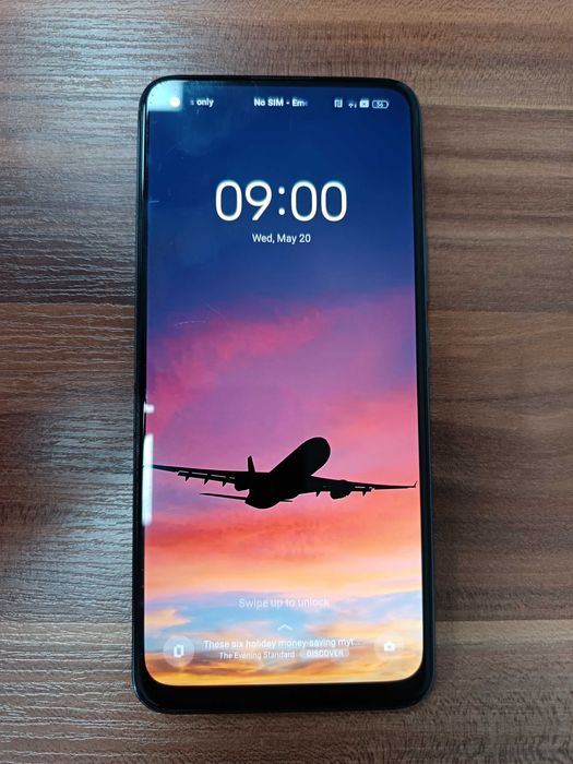 Телефон - Realme 8
