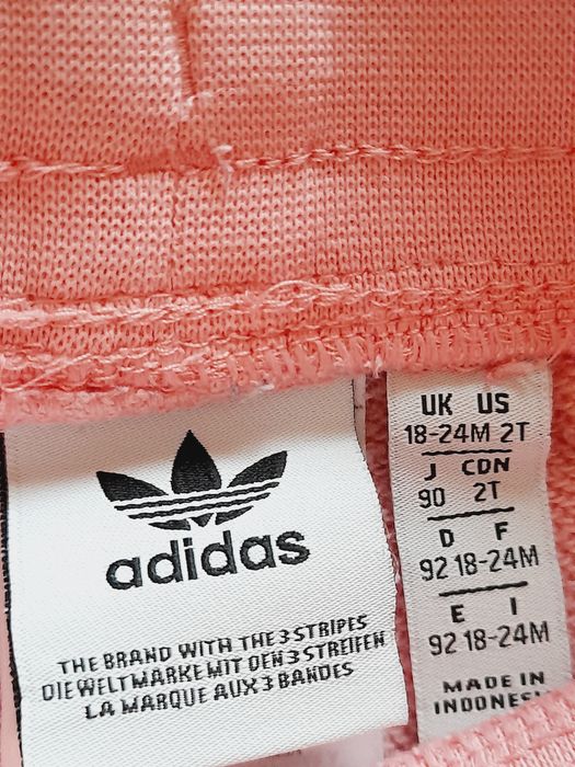 Pantalonași Adidas pentru fetițe
