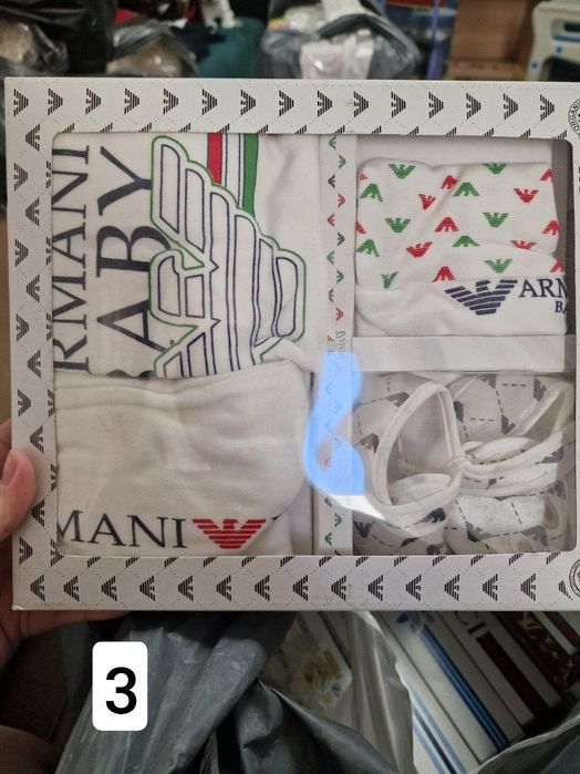Compleuri pentru bebeluși