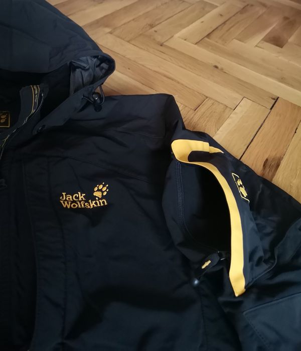 Оригинално мъжко  яке Jack wolfskin размер М