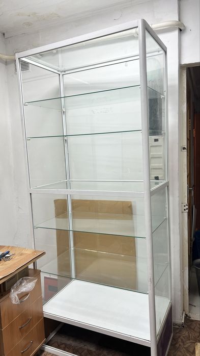 Шкаф - стекло