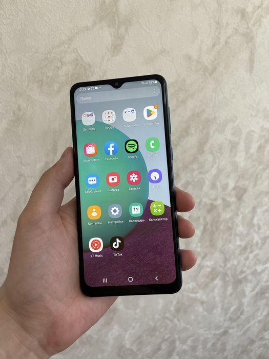 Продам Samsung A02.