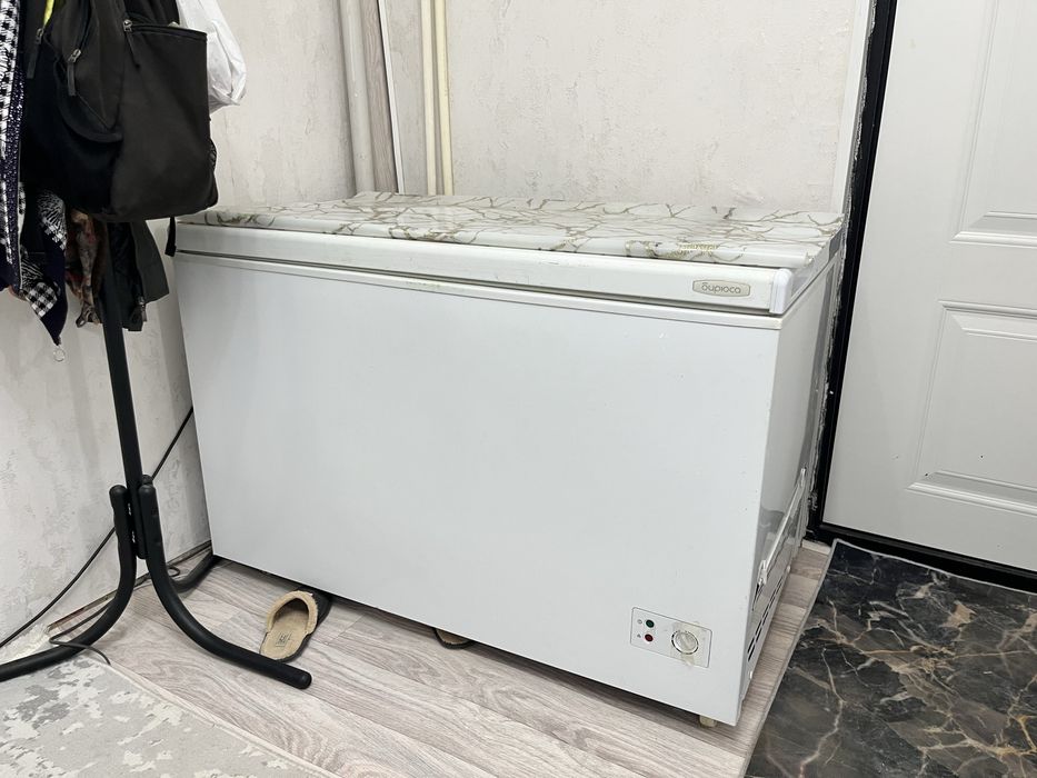 Продам морозильник большой 330 л.
