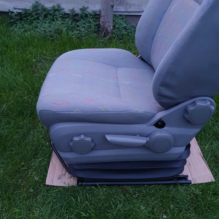 Scaun CONFORT pe PERNA de AER Mercedes SPRINTER Vw Crafter Sofer ca NOU