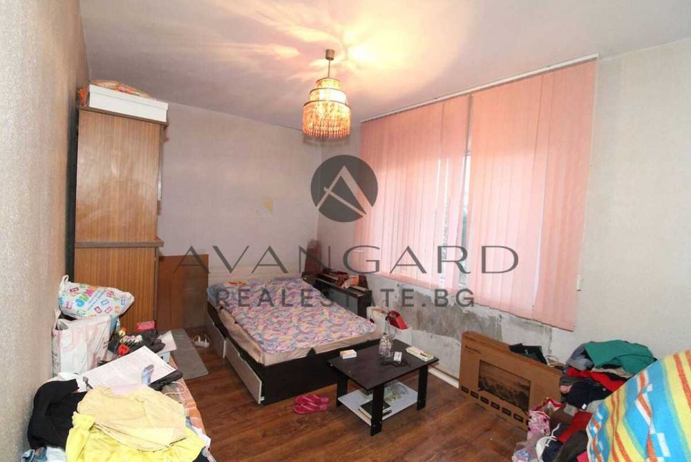 Продава се Тристаен апартамент в Пловдив, Тракия - 92 кв.м за 1250 €/кв.м - Снимка #3