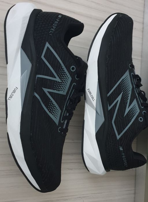 New Ballance Fuel Cell Propel Мens Size 43/27.5 см US 9.5  Uk 9  НОВО! ОРИГИНАЛ! Мъжки Маратонки!