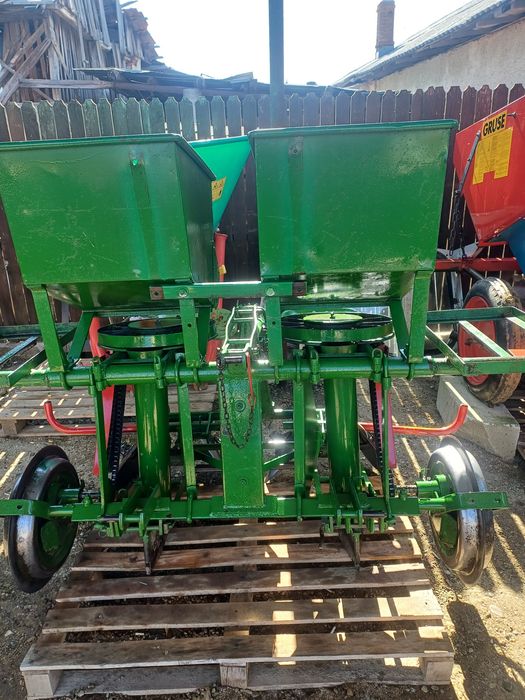 Mașina plantat cartofi cu colți hassia