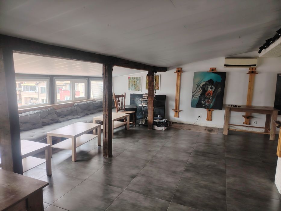 Продава се Четиристаен апартамент в Варна, Център - 100 кв.м за 1800 €/кв.м - Снимка #3