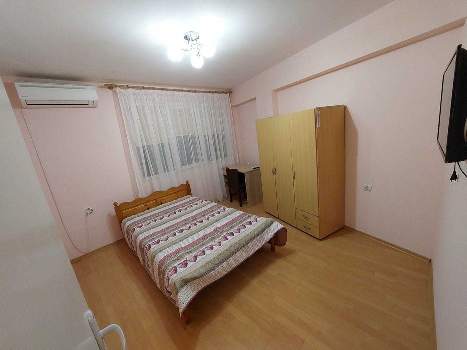 Тристаен апартамент под наем, Окръжна болница - Варна