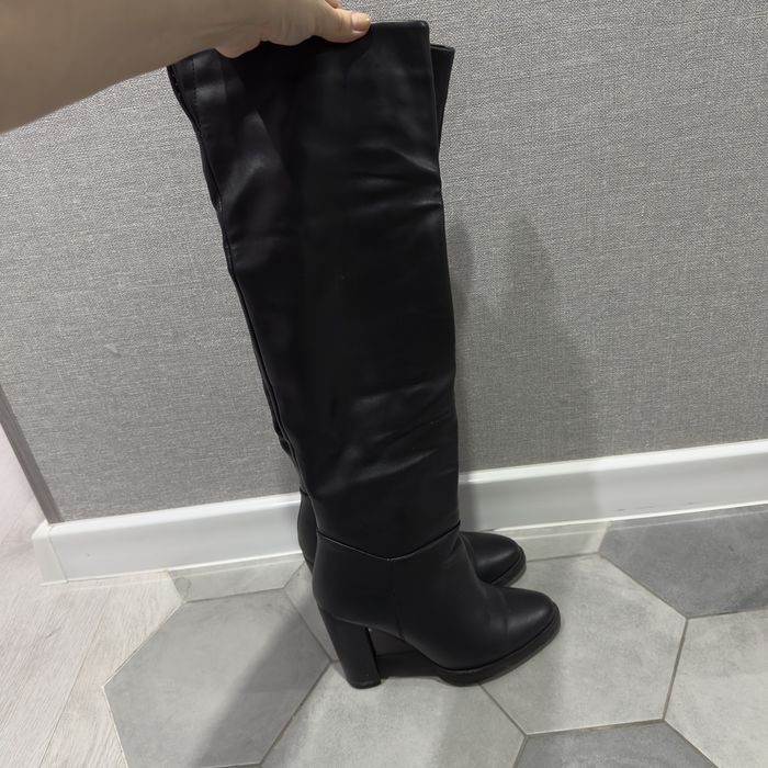 Продам зимние сапоги