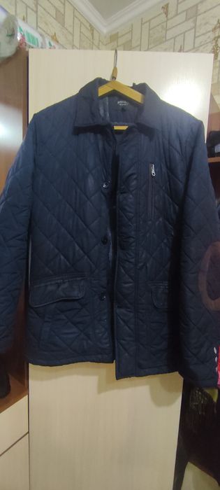 Куртка мужская продаю
