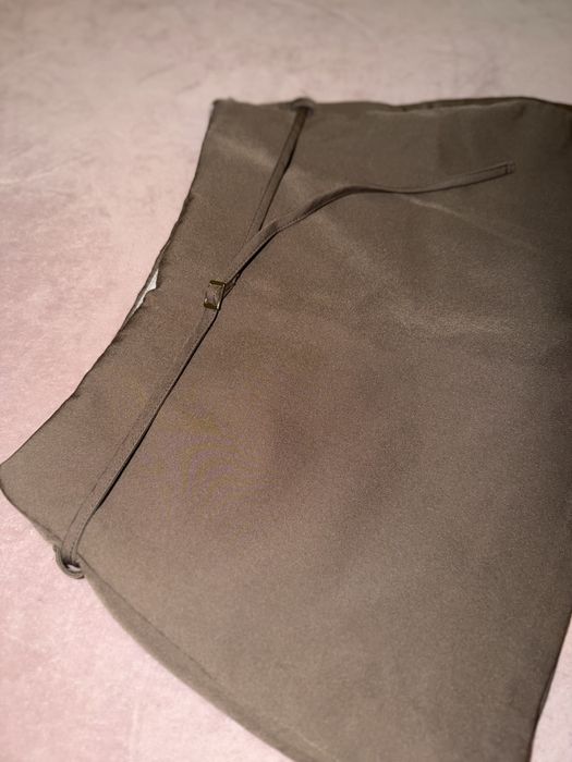 Продавам светло кофява пола панталон