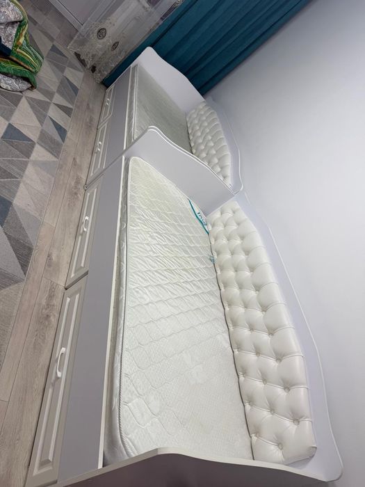 Продам кровать подростковый