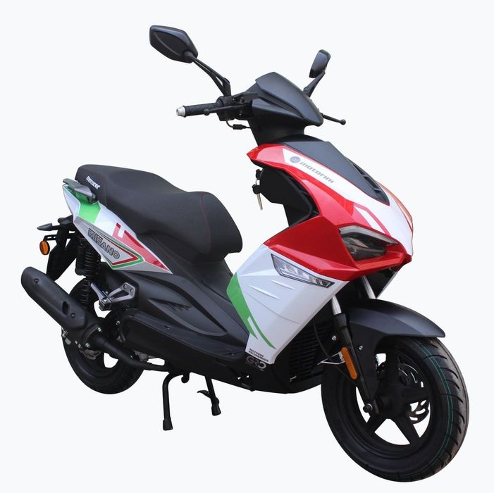 SCUTER pe Benzina NOU !  Fara Permis ! Nou 2026, In stoc, 49cc, model