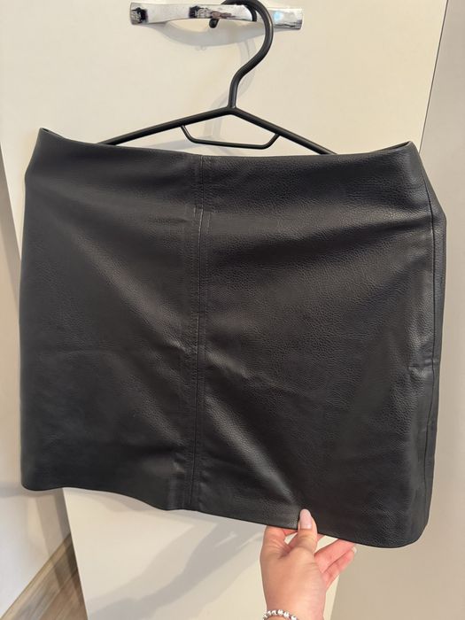 Fusta scurta, piele  eco