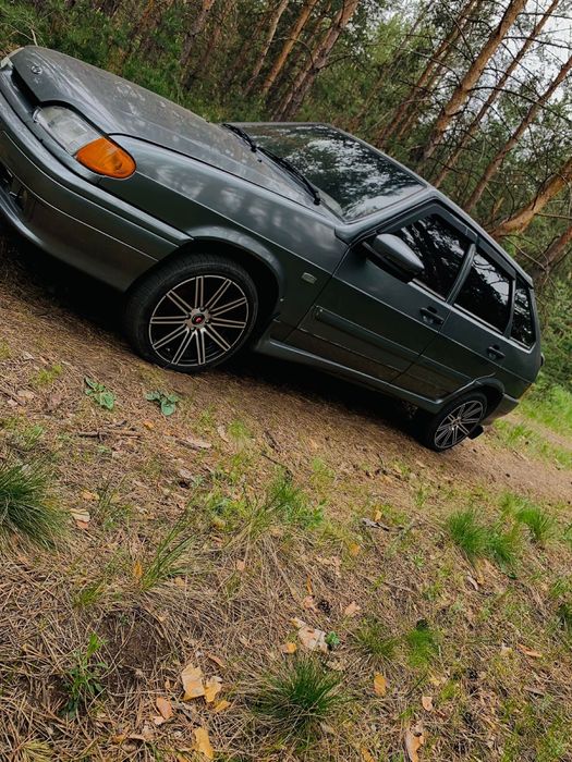 Продам ваз 2114 в отличном состояние