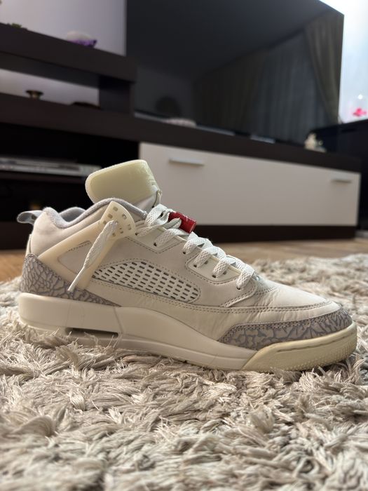 Jordan Spizike Beige