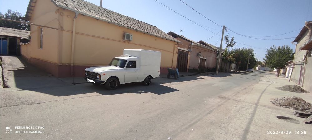 Москвич сотилади