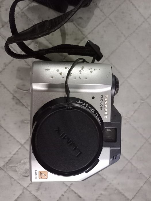 Фотоаппарат полупрофессиональный