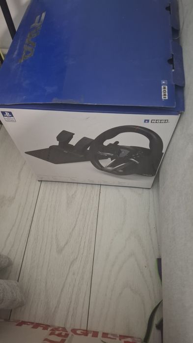 Volan cu pedale PS4
