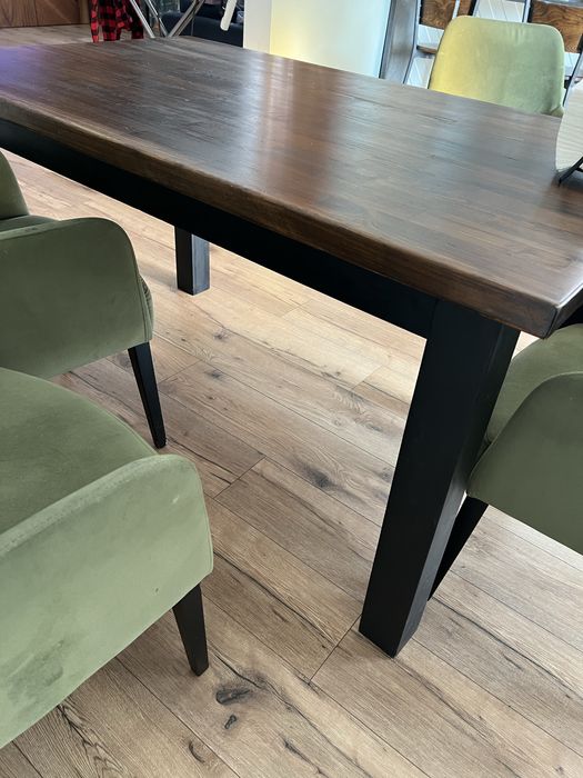 Стол из дерева (сосна или пихта)