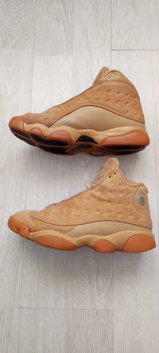 Vând Air Jordan 13 Retro