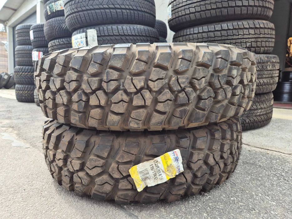 2 Anvelope MT AT HT / 255/85/16 - BFGoodrich - NOI - DOT 2015 MADE IN USA !