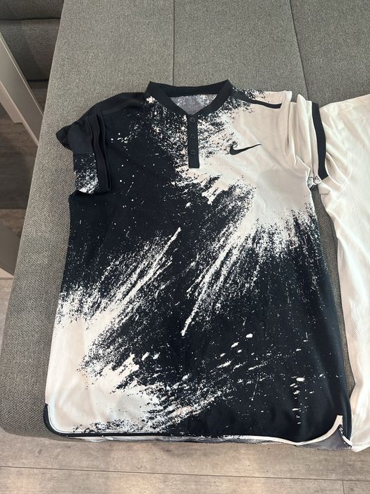 Nike тениски размер S —2 бр