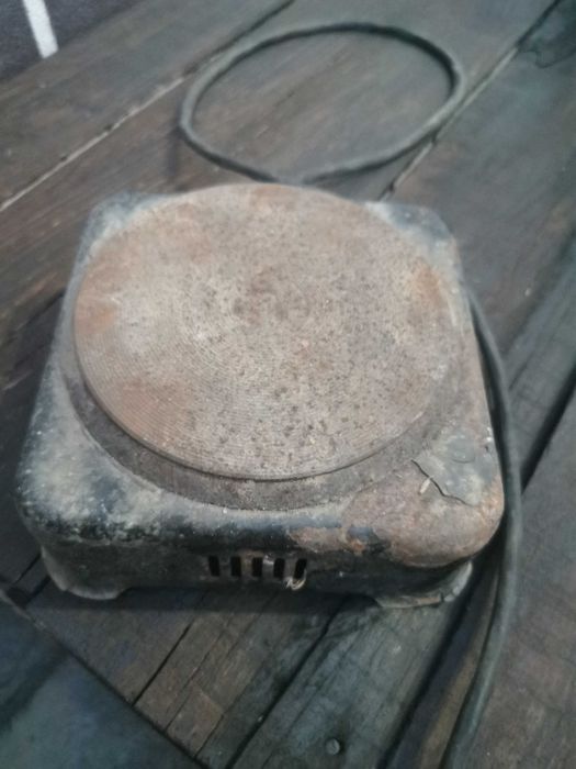 Продавам дрелка елпром