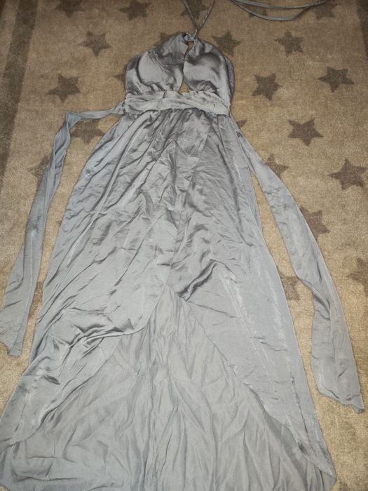 Rochie lunga cu spatele gol