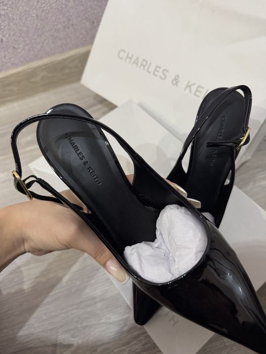 Туфли charles & keith