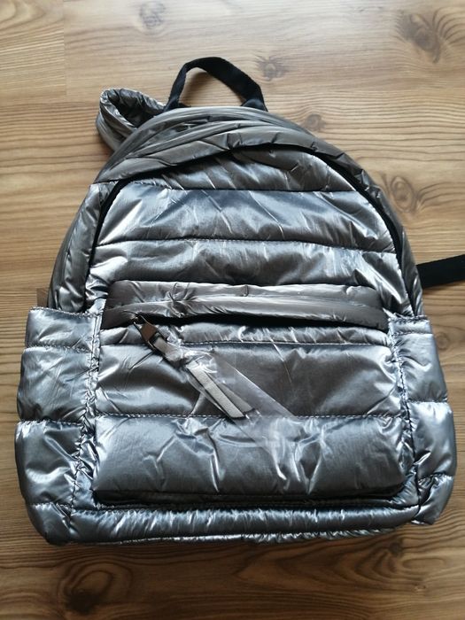 Нова дамска раница