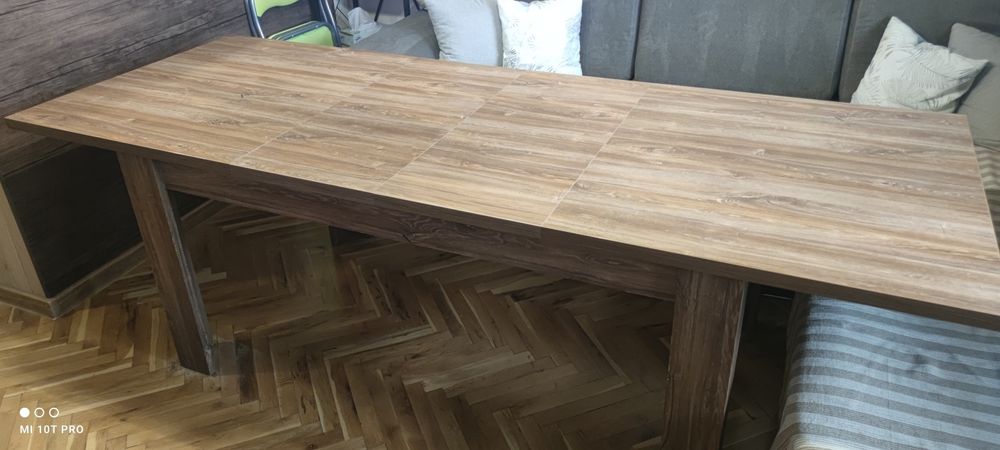 Голяма разтегателна холна мдф маса