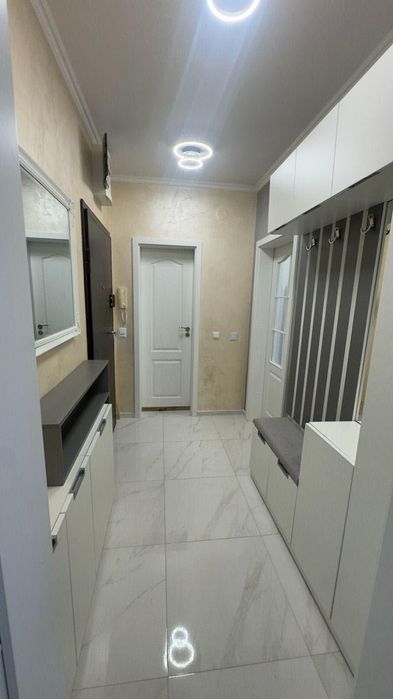 Дава се под наем Двустаен апартамент в София, Младост 4 - 78 кв.м за 746.64 € - Снимка #8