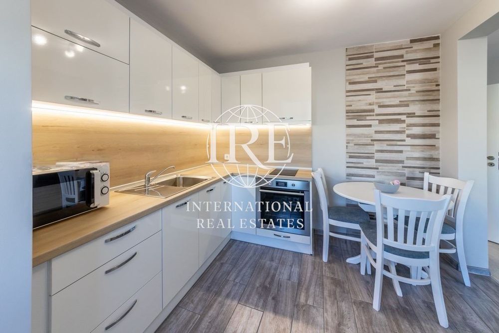 Продава се Двустаен апартамент в Варна, Трошево - 59 кв.м за 2456 €/кв.м - Снимка #11