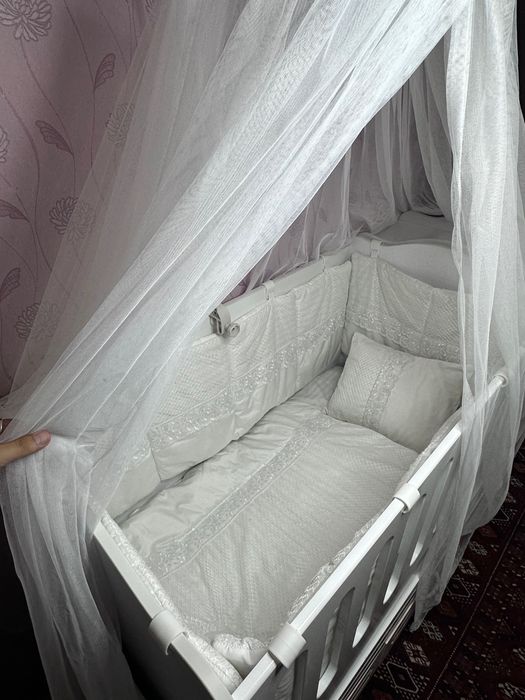 Chaqaloq uchun karavat, srochna sotiladiii