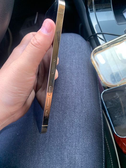 Продается Айфон 12 про макс