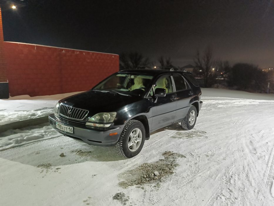 Лексус рх300. минивен