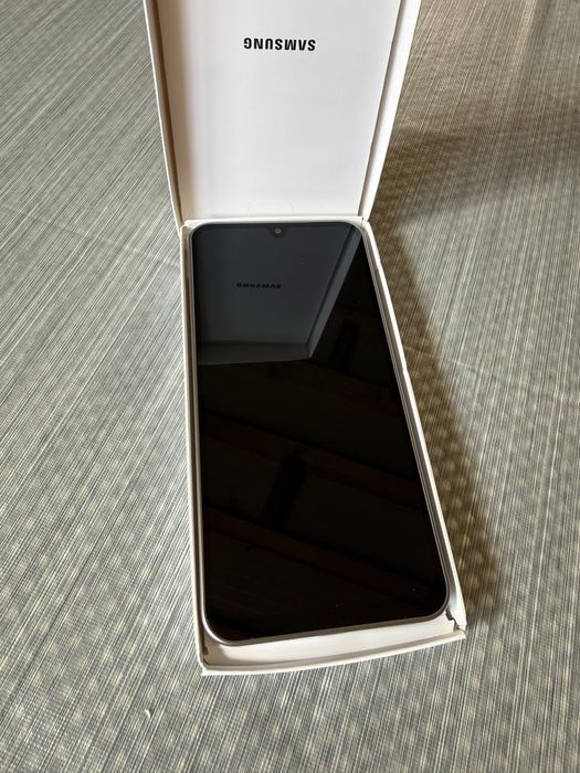Samsung A17 4G NOU