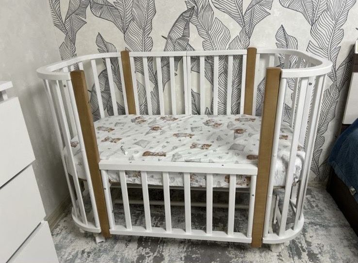 Десткая кровать