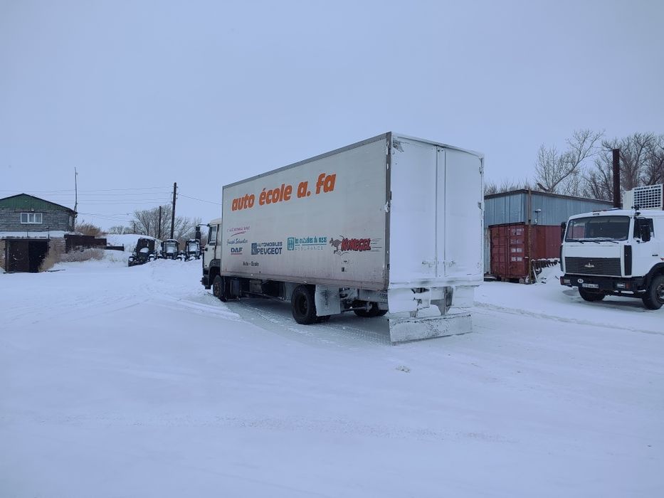 Продам Даф 8 тонник термос