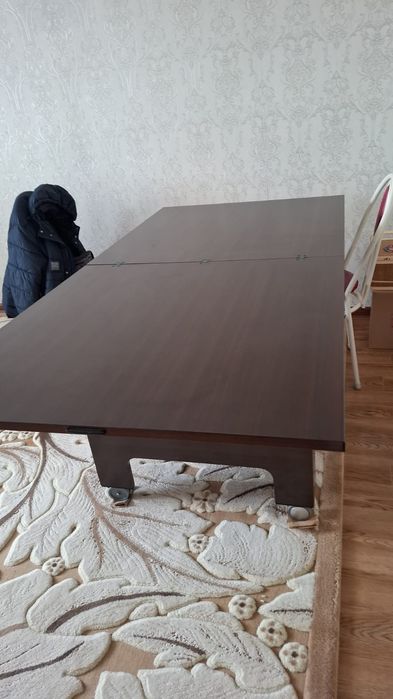 Стол трансформер на колёсиках