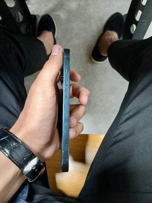 Iphone 13. 128gb
