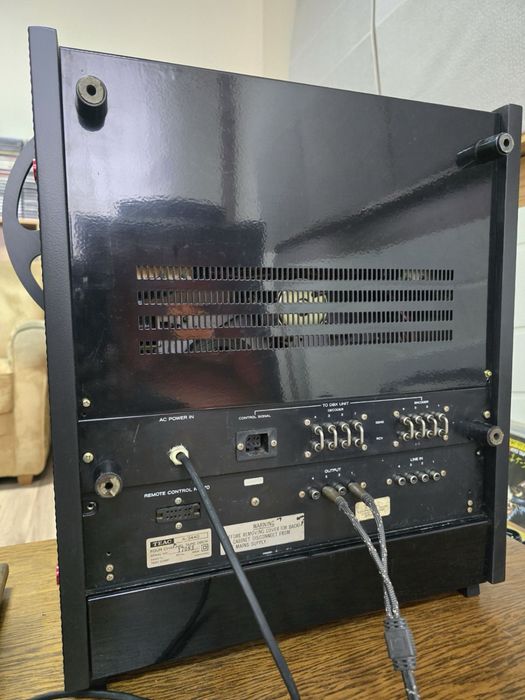 Ролков Магнетофон TEAC A-3440