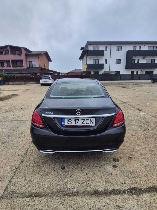 Mercedes-Benz C200D W205