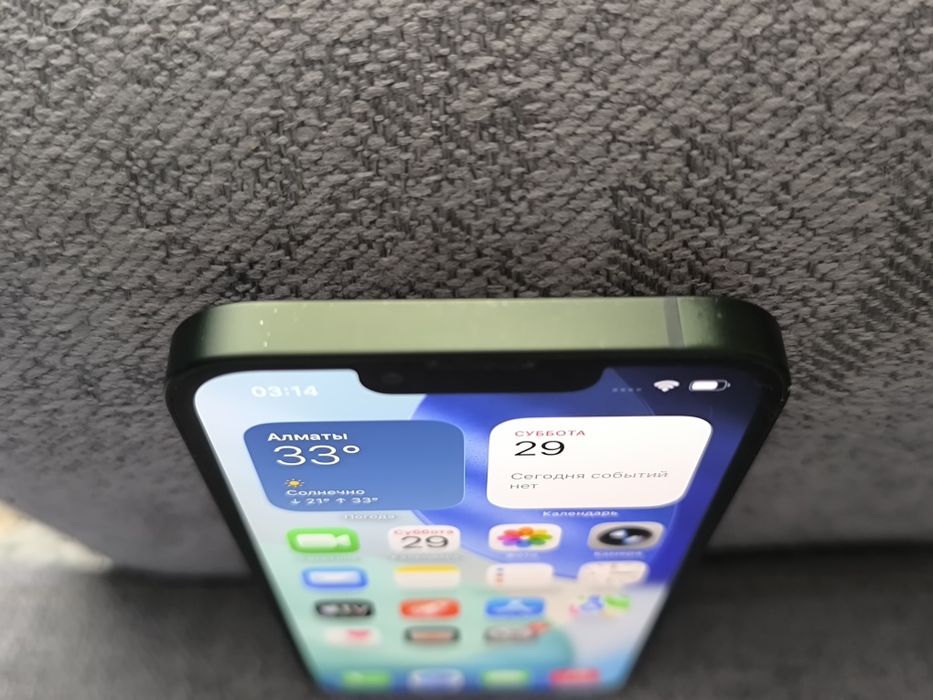 iPhone 13, 256 Green