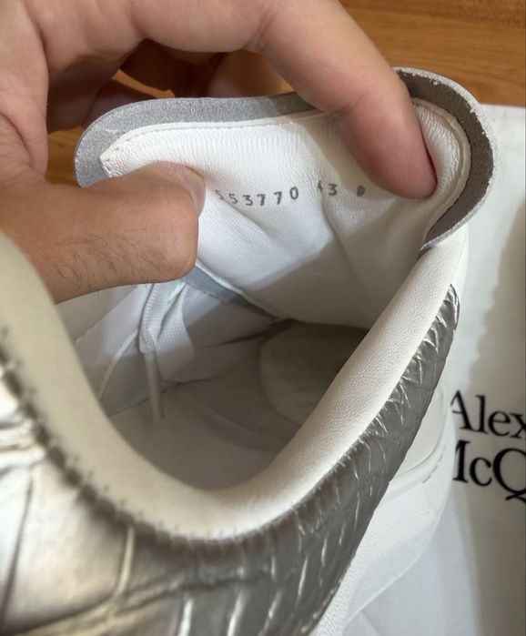 Alexander McQueen 43