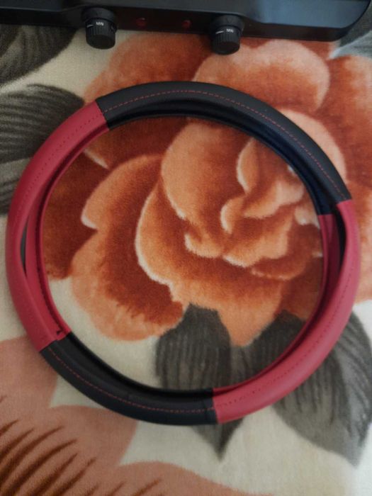 Стилен калъф за волан с антиплъзгащо покритие, червено, 38 см диаметър