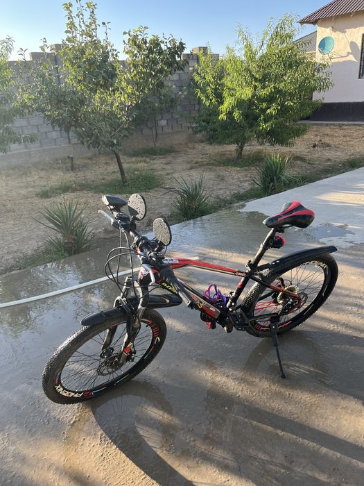 Велосипед в хорошом состояний